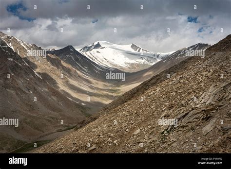 India Jammu And Kashmir Ladakh Leh Ladakh Range Mountains And Stream
