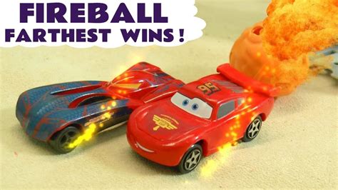disney cars toys mcqueen and the superhero carros in hot wheels farthest jump wins hot wheels