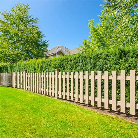 Lawn Maintenance Tips with Boundary Fence and Supply Company 