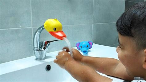 Faucet Extenders Now Your Toddler Can Reach Moms Austin