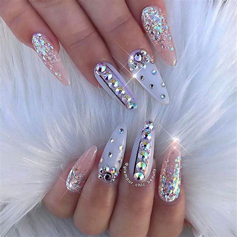 Gorgeous Metallic Nail Art Designs That Will Shimmer And Shine You Up
