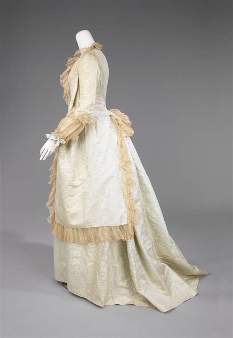 Tea Gown Probably American The Metropolitan Museum Of Art