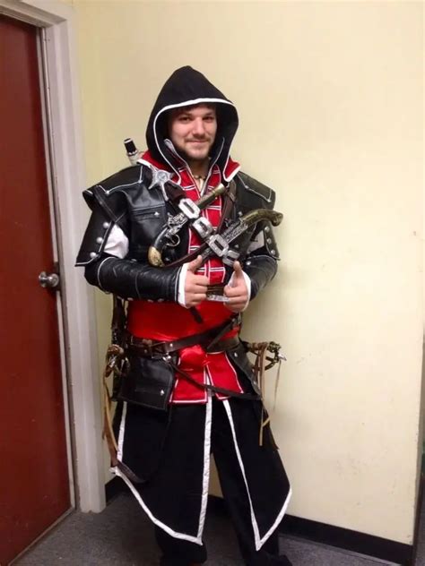Assassins Creed 4 Cosplay Costume Black Flag Edward Kenway Cosplay