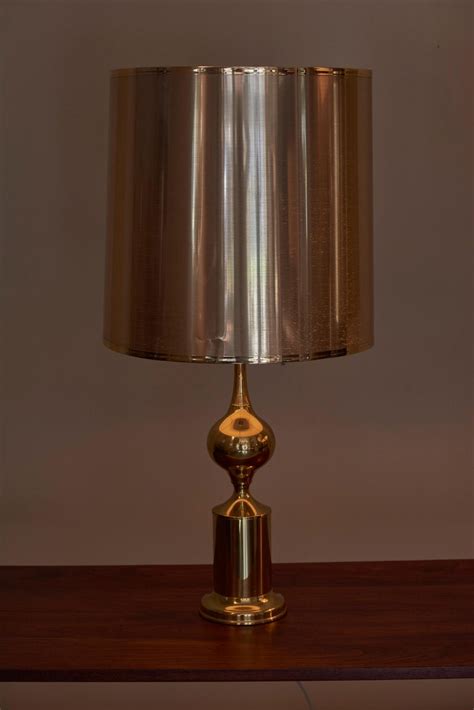 Huge Pair Of Hollywood Regency Design Table Lamps In Brass With