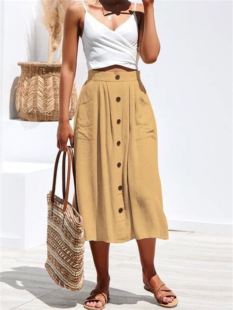 A Lined Buttons Knee Length Midi Skirt With Pockets In 2021 Midi