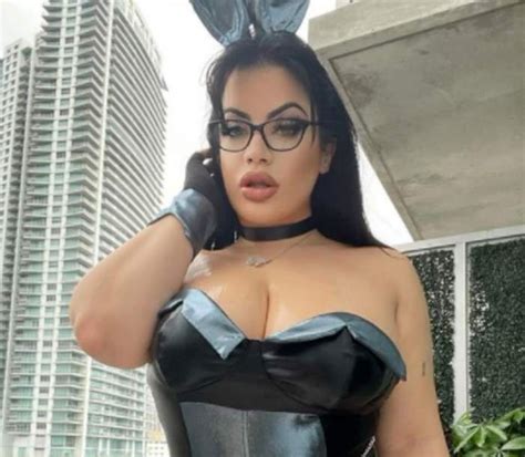 Lissa Aires Famous Onlyfans Model Complete Biography
