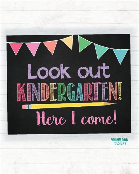 Look Out Kindergarten Here I Come Sign Kindergarten Here I Etsy