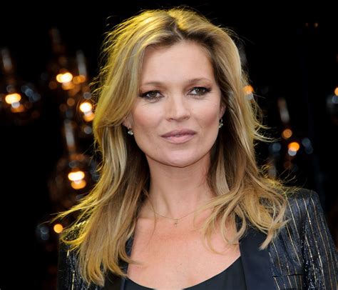 Αυτά είναι τα Skincare μυστικά της Kate Moss για λαμπερή επιδερμίδα