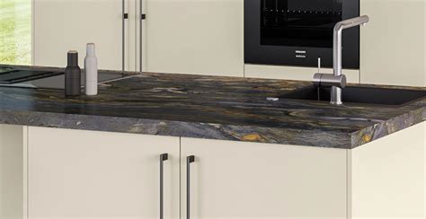 Der erste blick in der küche fällt meist auf die arbeitsplatte. Granit Kuchenarbeitsplatte Braun - Caseconrad.com