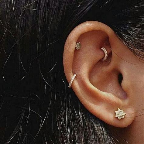 15 Reasons Why A Rook Piercing Should Be Your Next Choice Elle Australia
