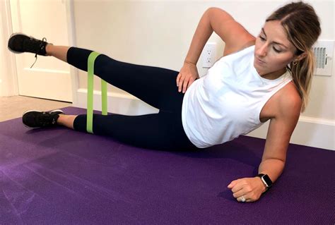 4 Leg Strengthening Exercises Using Resistance Bands My Southern Health