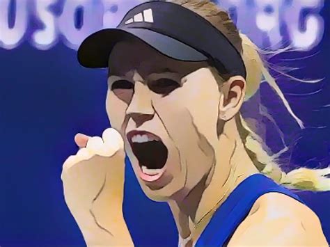 Caroline Wozniacki Poursuit Son Conte De F Es En Battant Petra Kvitov