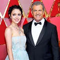 Mel Gibson’s Girlfriend, Rosalind Ross, Stuns Postbaby at Oscars 2017