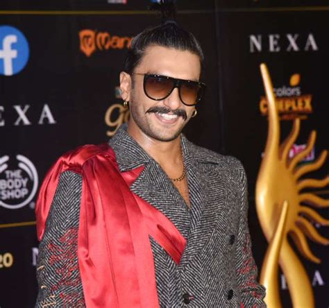 Iifa 2019 No Matter What Ranveer Singh Will Always Be Baba For Paps