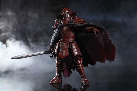 Blood Knight With Cloak Figround
