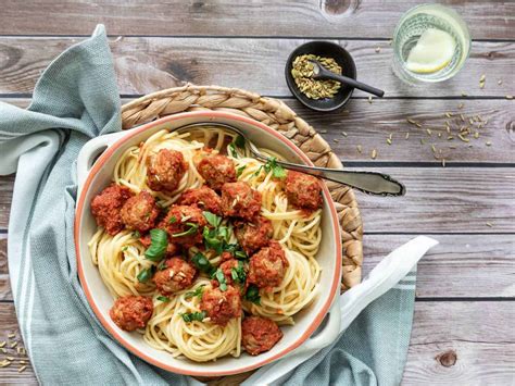 Spaghetti Met Balletjes In Tomatensaus Recept Pasta Recept Met The