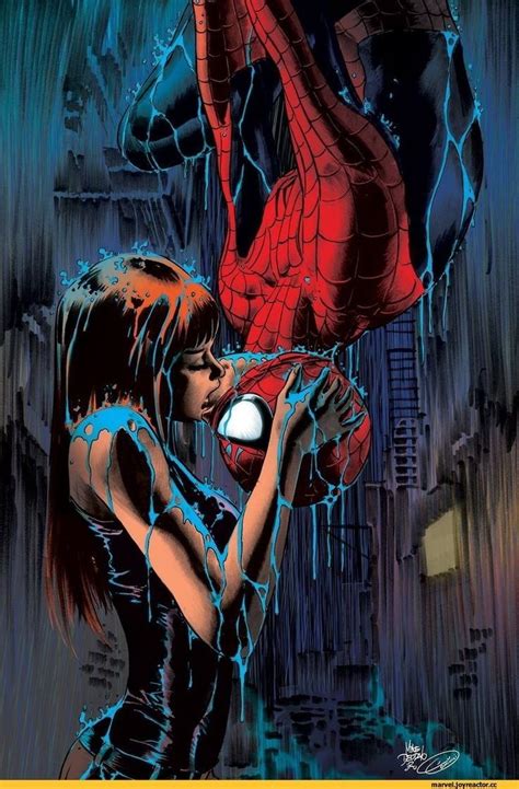 spiderman kiss spiderman spiderman comic marvel comics