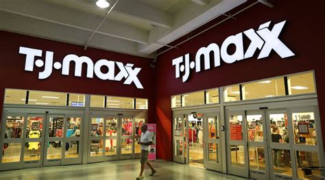 Making your tj maxx credit card payment will allow you to enjoy the myriad of benefits that come with being a card holder, which if you haven't obtained a card yet, some of those benefits are TJ Maxx Credit Card Payment Methods - Credit Card Payments in 2020 | Credit card payment, Tj ...