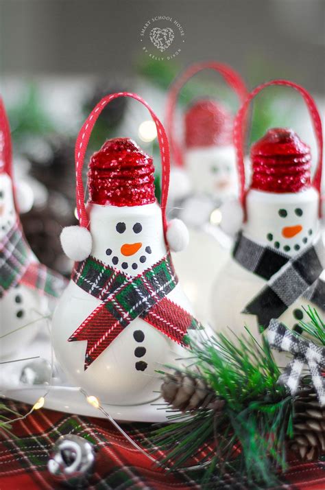 Shatter Proof Light Bulb Snowman Christmas Crafts Christmas Crafts