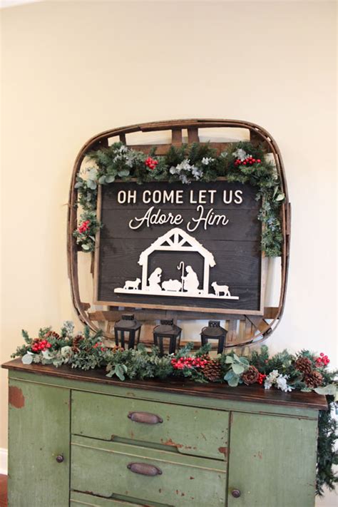 See more ideas about sofa table, decor, home decor. Simple Christmas Console Table Decor - The Hamby Home