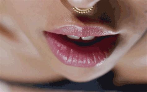 Fka Twigs Lips Gif Find Share On Giphy