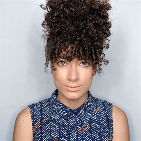 40 ways to effortlessly rock curly hair with bangs. How Curly Girls Rock Bangs in 2016 | NaturallyCurly.com