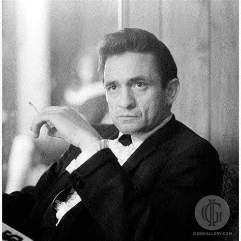 Johnny Cash By Baron Wolman Johnny Cash June Carter Johnny Y June Here S Johnny Music Icon