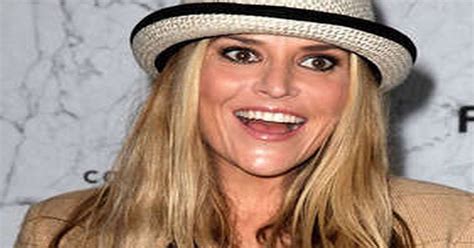 Brooke Mueller Checks Into Rehab Daily Star