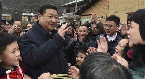 #01 人之初，性本善。 rén zhī chū ， xìnɡ běn shàn 。 性相近，习相远。 xìnɡ xiānɡ jìn ， xí xiānɡ yuǎn 。 men at birth, are naturally good. 上海：中西合璧现代版"花果山"现身新天地 -新华时政-新华网