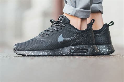 Black nike air max provides excellent arch support, especially if you exercise regularly or have flat feet. Nike Air Max Tavas Black Stealth - Sneaker Bar Detroit