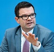 Marco Buschmann (FDP): Links- und Rechtsextreme sind sich ähnlich - WELT