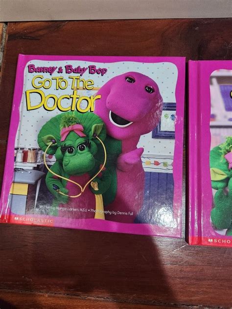 Barney And Baby Bop Goes To The Doctor Hobbies And Toys Books