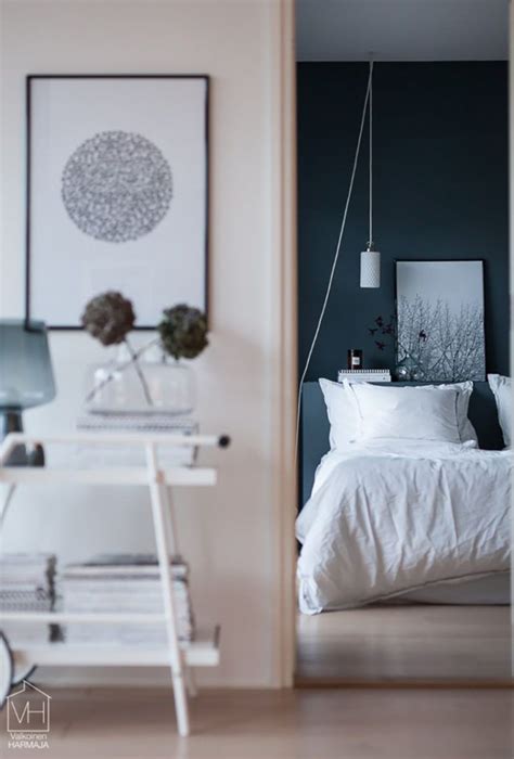 Whatever room you choose to pour this rich colour into , you won't fail to be impressed by it for years to come. Perfectly Dreamy Moody Blue Bedrooms | Sovrum