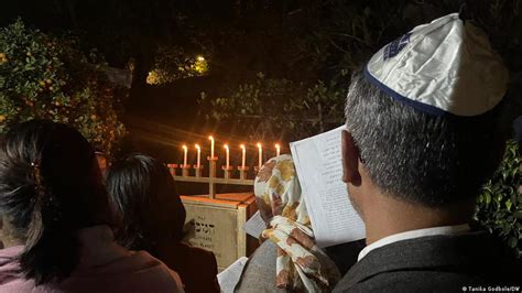 Tiny Jewish Community In New Delhi Keeps Its Traditions Alive Frontline