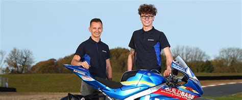 bsb richard cooper e bradley ray firmano per buildbase suzuki motology