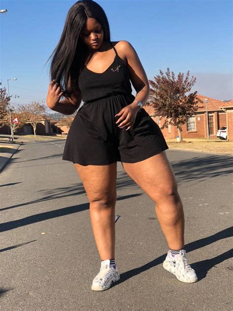 Mzansi Huge Hips Appreciation