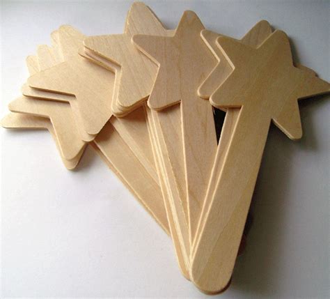 12 Wood Star Craft Sticks 450 Via Etsy Swaps Craft Stick Crafts
