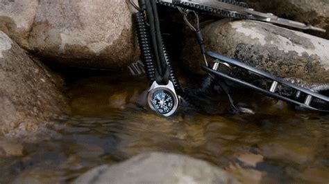 Path 22 The Interchangeable Coin Sized Compass Crowdfundnews