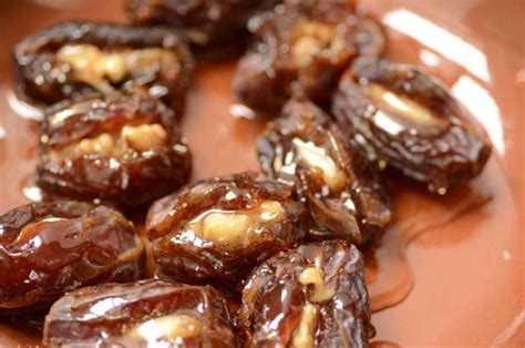 What were the ancient roman dessert recipes like? Make some Roman Stuffed Dates | Easy meals for kids, Rome food, Kids meals