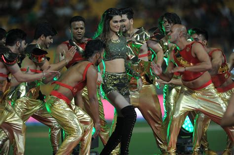 kriti sanon malaika arora sushant singh s dance performance for ipl 2017 pakistani journal