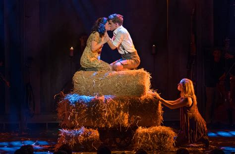 Review ‘spring Awakening By Deaf West Theater Brings A New Sensation To Broadway The New