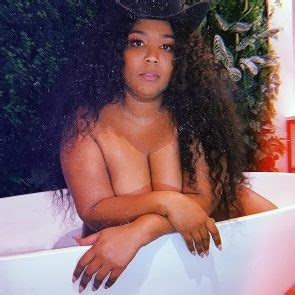 Lizzo Nude Fat Ass Boobs Naked Pics Leaked Porn Video