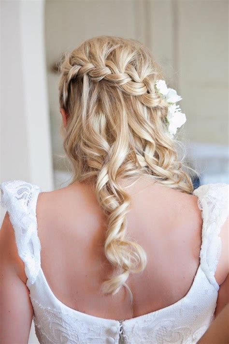 Stunning Wedding Hairstyles With Braids For Amazing Look In Your Big