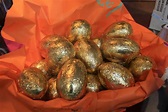Fábula La Gallina de los Huevos de Oro - Fábulas de Esopo