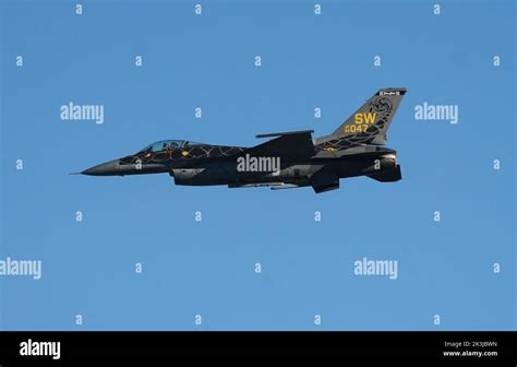 F 16 Viper Demo Team At An Airshow Stock Photo Alamy