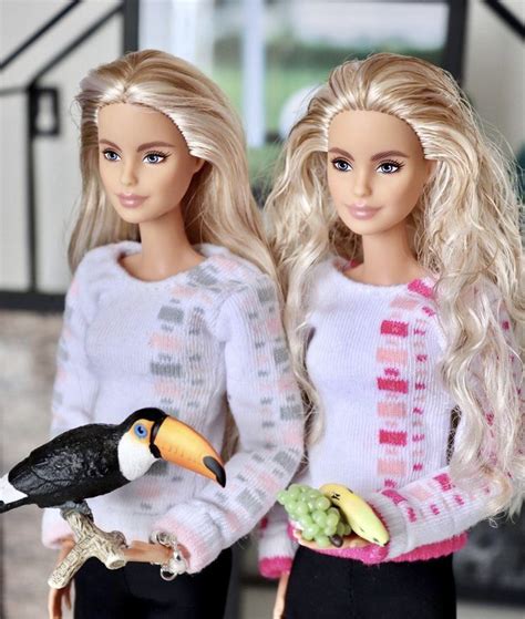🎀barbie Twins👱🏼‍♀️💞👱🏼‍♀️ Barbie Doll Accessories Dress Barbie Doll Barbie