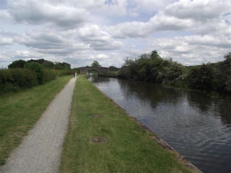 The Trent Valley Way Follows The Path © Tim Glover Cc By Sa20