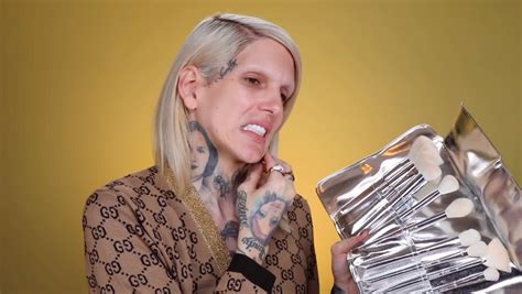 6 Times Jeffree Star Dragged Celebs To Filth