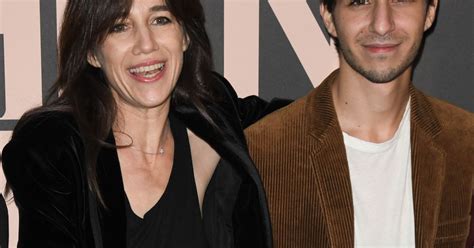 At 53, véronika loubry confided that she had given up on the possibility of finding love again. Ben Attal sa mère Charlotte Gainsbourg - Avant-première du film Mon chien stupide au cinéma UGC ...