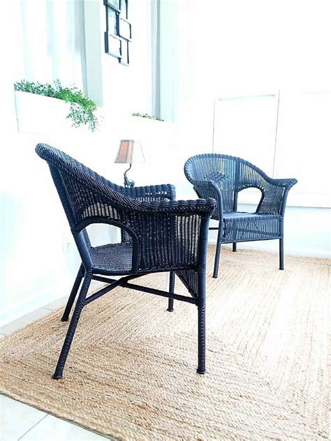Quick, easy and affordable, painting your furniture is the easiest way to freshen up an alfresco space. How to Spray Paint Resin Wicker Chairs, if you dare!!